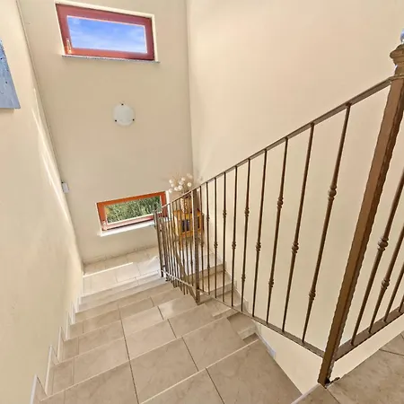 Divina Near Pula For 10 Persons With Private Pool, Kids Playground & Sauna - Pet Friendly Sisan